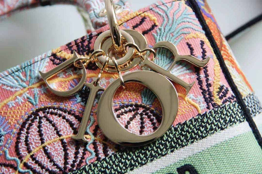 DIOR MEDIUM LADY D-LITE BAG IN MULTICOLOR LIGHTS EMBROIDERY – DOB017