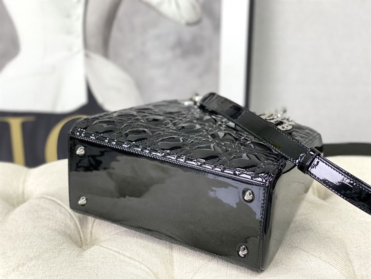 DIOR MEDIUM LADY DIOR BAG BLACK PATENT CANNAGE CALFSKIN – DOB037