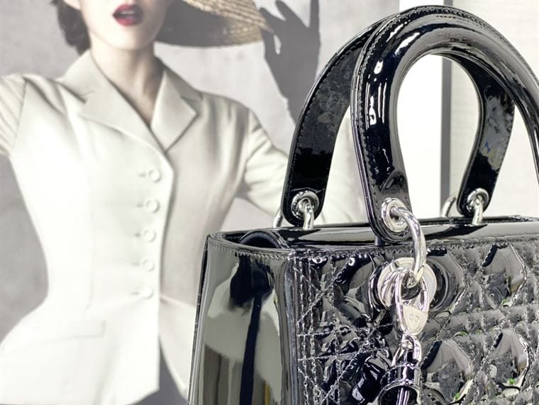 DIOR MEDIUM LADY DIOR BAG BLACK PATENT CANNAGE CALFSKIN – DOB037