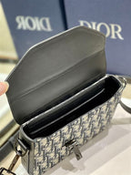 DIOR MESSENGER POUCH OBLIQUE GALAXY – DOB080