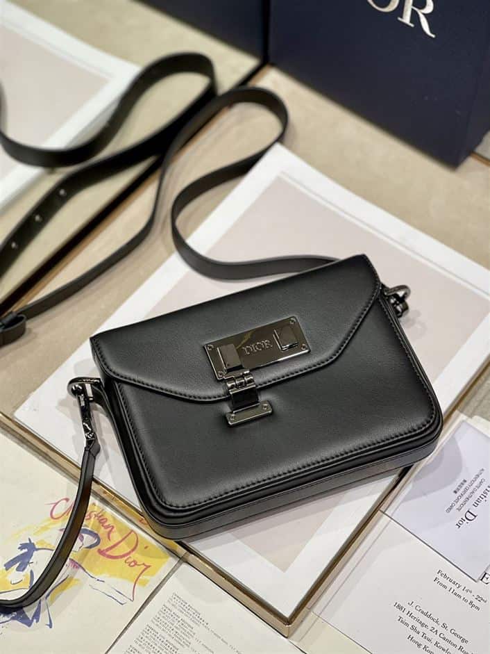 DIOR MESSENGER POUCH OBLIQUE GALAXY BLACK – DOB081
