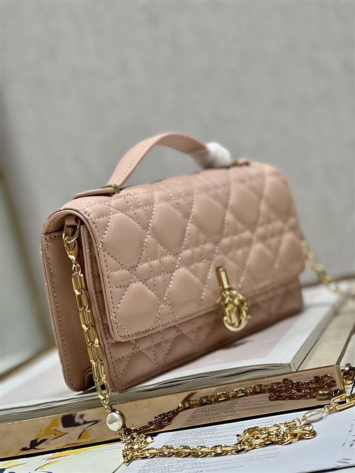DIOR MISS DIOR MINI BAG ROSE DES VENTS CANNAGE LAMBSKIN – DOB050