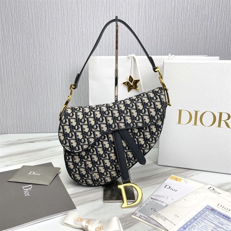 DIOR SADDLE BAG WITH STRAP BLUE DIOR OBLIQUE JACQUARD – DOB032