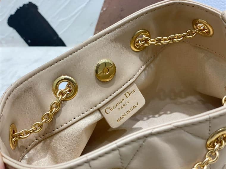 DIOR SMALL DIOR AMMI BAG BEIGE SUPPLE MACROCANNAGE LAMBSKIN – DOB048