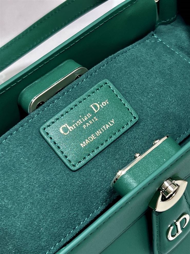 DIOR SMALL DIOR KEY BAG GREEN – DOB023