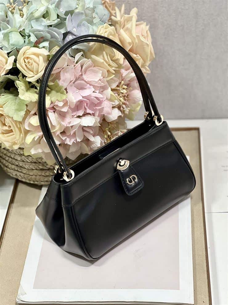 DIOR SMALL DIOR KEY BAG BLACK BOX CALFSKIN – DOB021