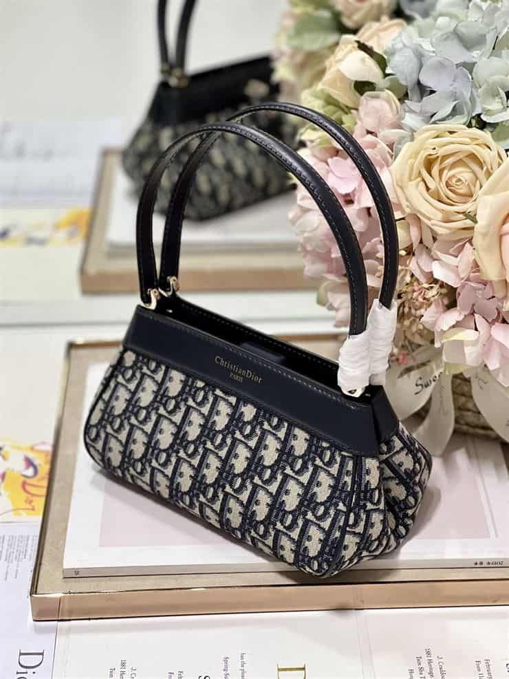 DIOR SMALL DIOR KEY BAG BLUE OBLIQUE JACQUARD – DOB022