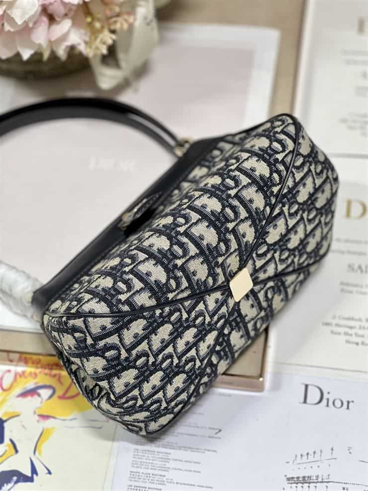 DIOR SMALL DIOR KEY BAG BLUE OBLIQUE JACQUARD – DOB022