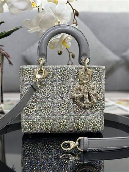 DIOR SMALL LADY DIOR BAG – DOB038
