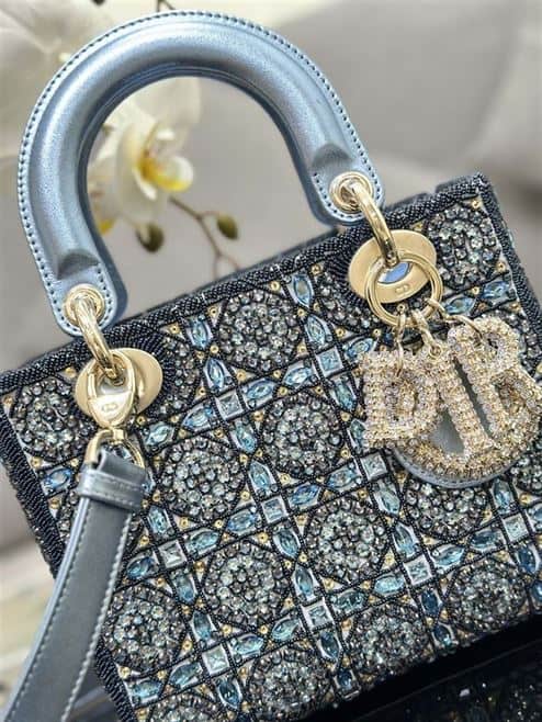 DIOR SMALL LADY DIOR BAG – DOB040