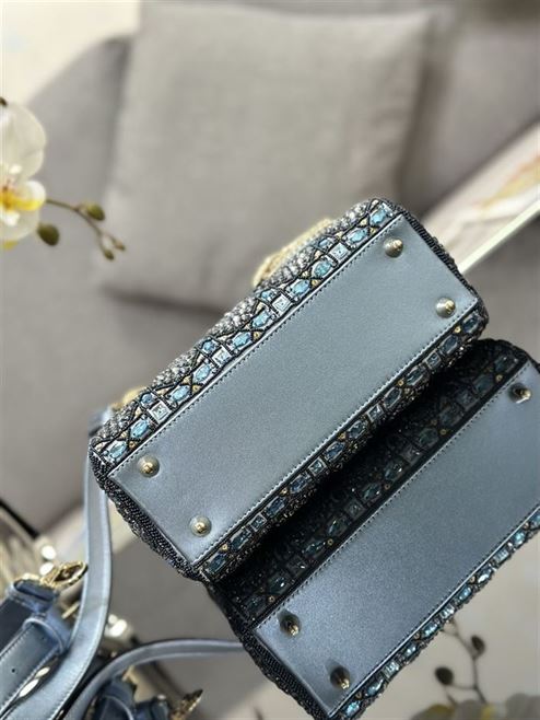 DIOR SMALL LADY DIOR BAG – DOB040