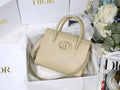 DIOR ST-HONORE TOTE BAG BEIGE – DOB086