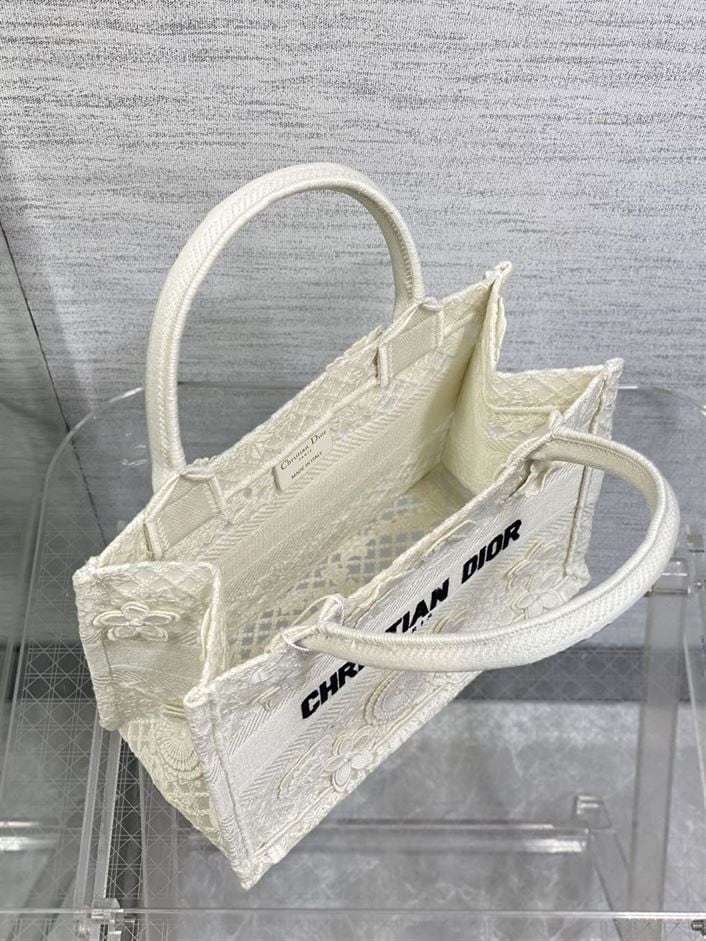 DIOR TOTE BOOK WHITE BAG – DOB029