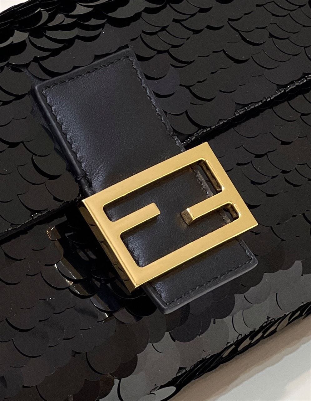 FENDI BAGUETTE BLACK SEQUIN AND LEATHER BAG – F003