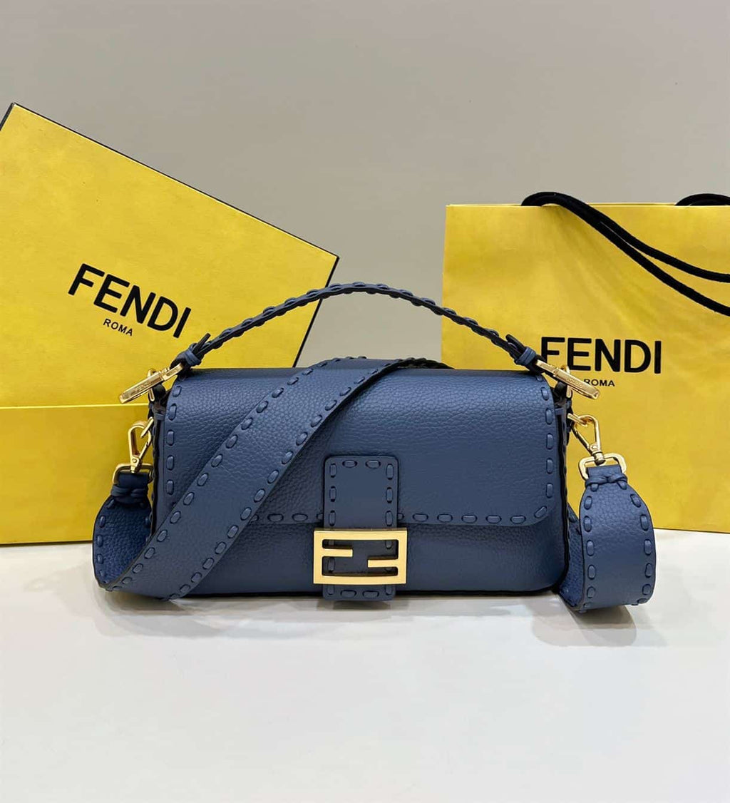 FENDI BAGUETTE BLUE SELLERIA BAG WITH OVERSIZE TOPSTITCHING – F029
