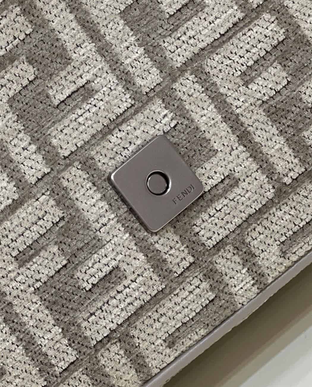 FENDI BAGUETTE CHAIN MIDI DARK GREY FF TAPESTRY FABRIC BAG – F026