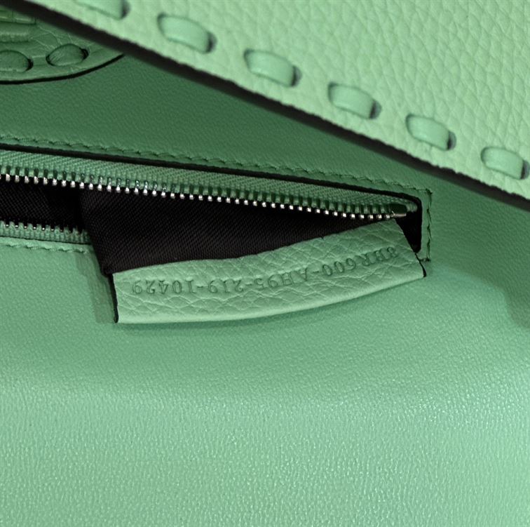 FENDI BAGUETTE GREEN SELLERIA BAG WITH OVERSIZE TOPSTITCHING – F031
