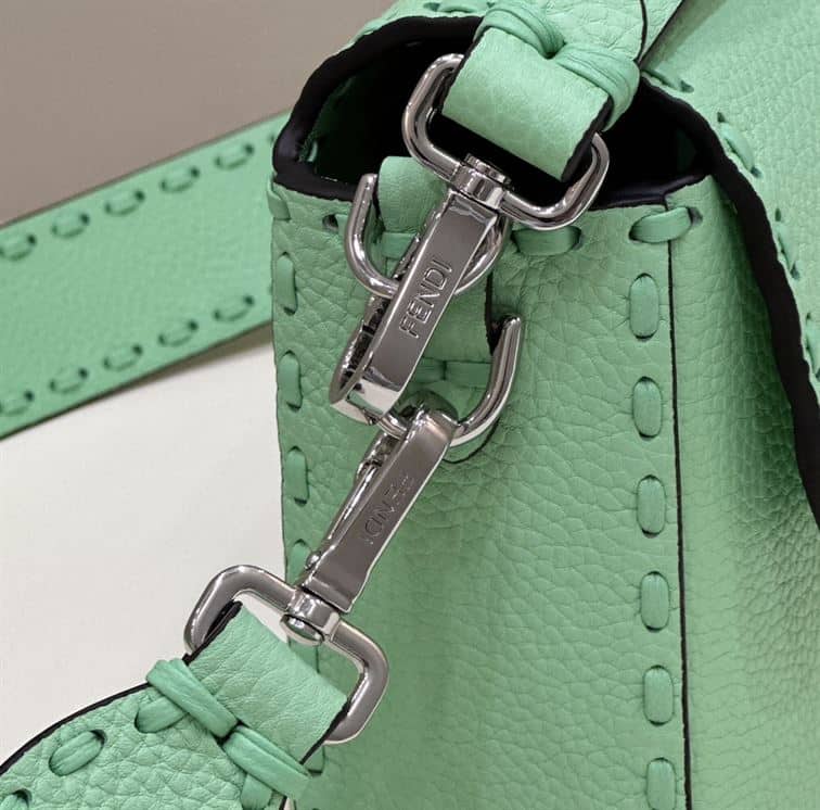 FENDI BAGUETTE GREEN SELLERIA BAG WITH OVERSIZE TOPSTITCHING – F031