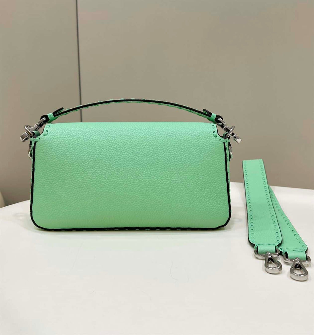 FENDI BAGUETTE GREEN SELLERIA BAG WITH OVERSIZE TOPSTITCHING – F031