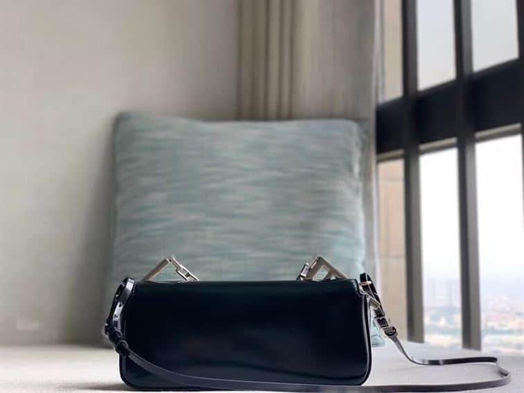 FENDI FIRST SIGHT BLACK LEATHER MINI BAG – F034