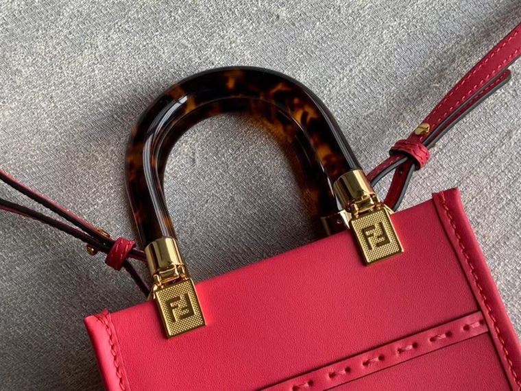 FENDI MINI SUNSHINE SHOPPER FUCHSIA LEATHER MINI BAG – F009