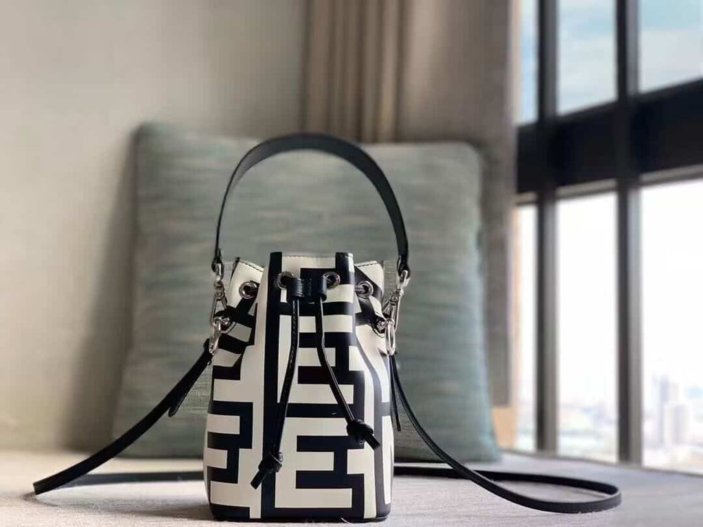 FENDI MON TRESOR TWO TONE LEATHER FENDI BY MACR JACOBS MINI BAG – F042
