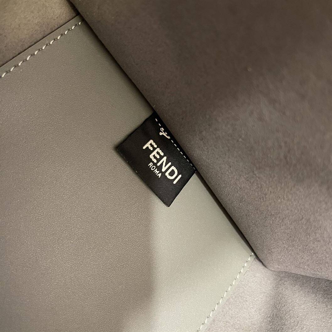 FENDI SUNSHINE MEDIUM GREY LEATHER SHOPPER BAG – F016