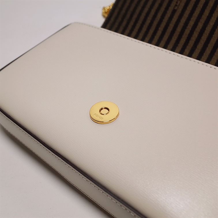 FENDI WALLET ON CHAIN WITH POUCHES MINI WHITE BAG – F053