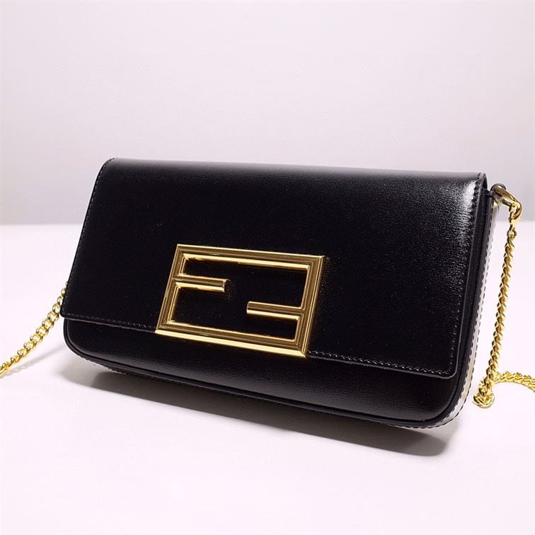 FENDI WALLET ON CHAIN WITH POUCHES BLACK MINI BAG – F054