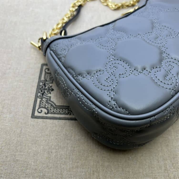 GUCCI GG MATELASSE HANDBAG WITH GREY LEATHER – GB90