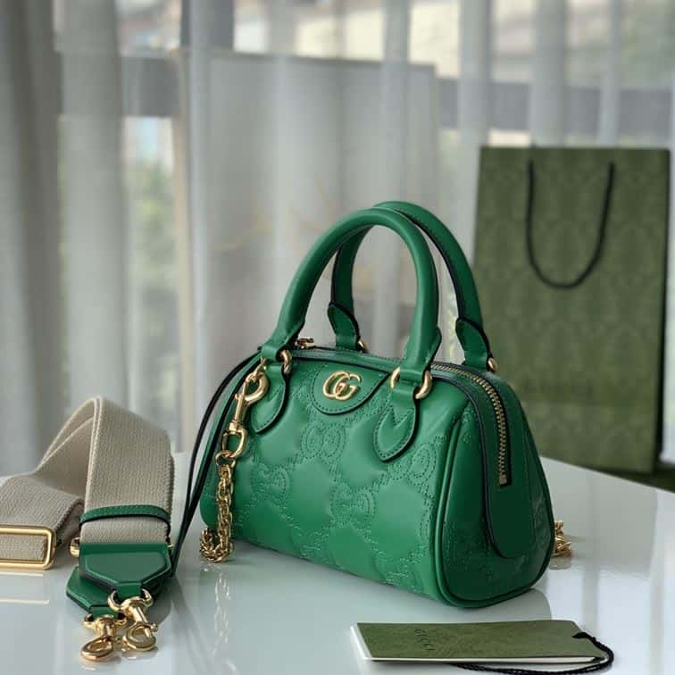 GUCCI GG MATELASSE MINI BAG IN BRIGHT GREEN LEATHER – GB70