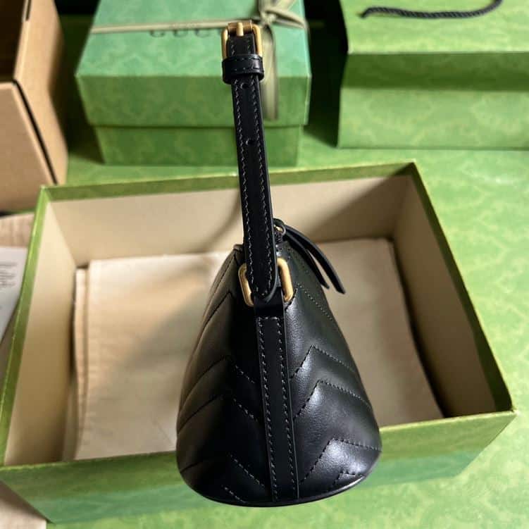 GUCCI MARMONT SHOULDER BAG IN BLACK LEATHER – GB13