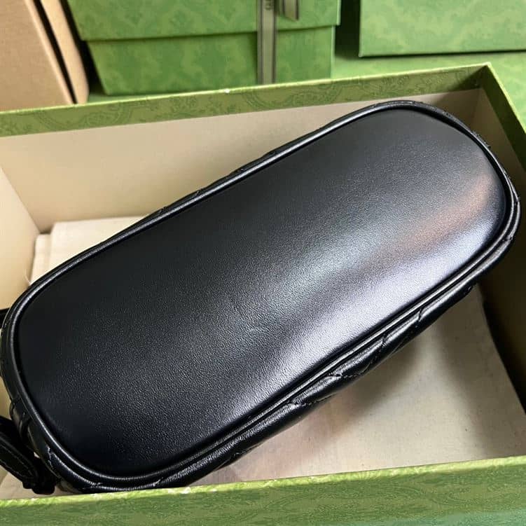 GUCCI MARMONT SHOULDER BAG IN BLACK LEATHER – GB16