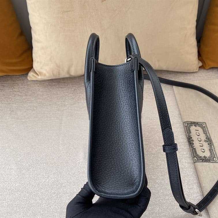 GUCCI MINI NOTE BAG WITH INTERLOCKING G BEIGE AND BLUE GG SUPREME CANVAS – GB36