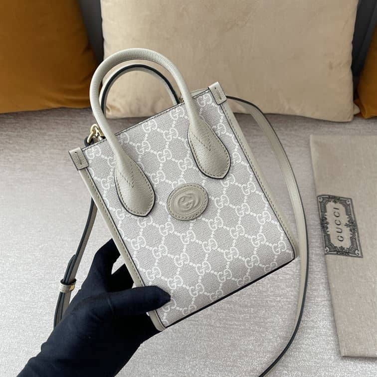 GUCCI MINI NOTE BAG WITH INTERLOCKING G BEIGE AND WHITE GG SUPREME CANVAS – GB35