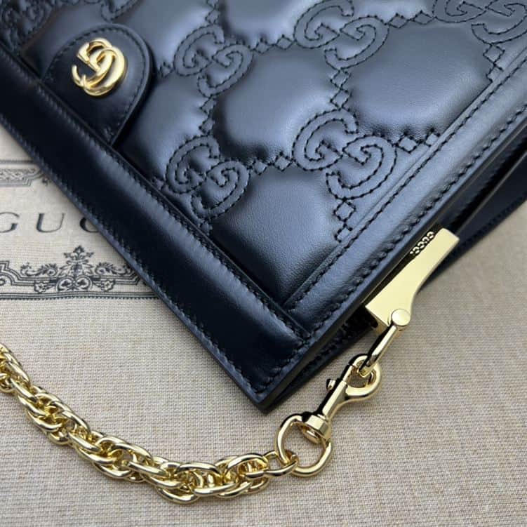 GUCCI SMALL GG QUILTED LEATHER BAG IN BLACK – GB29