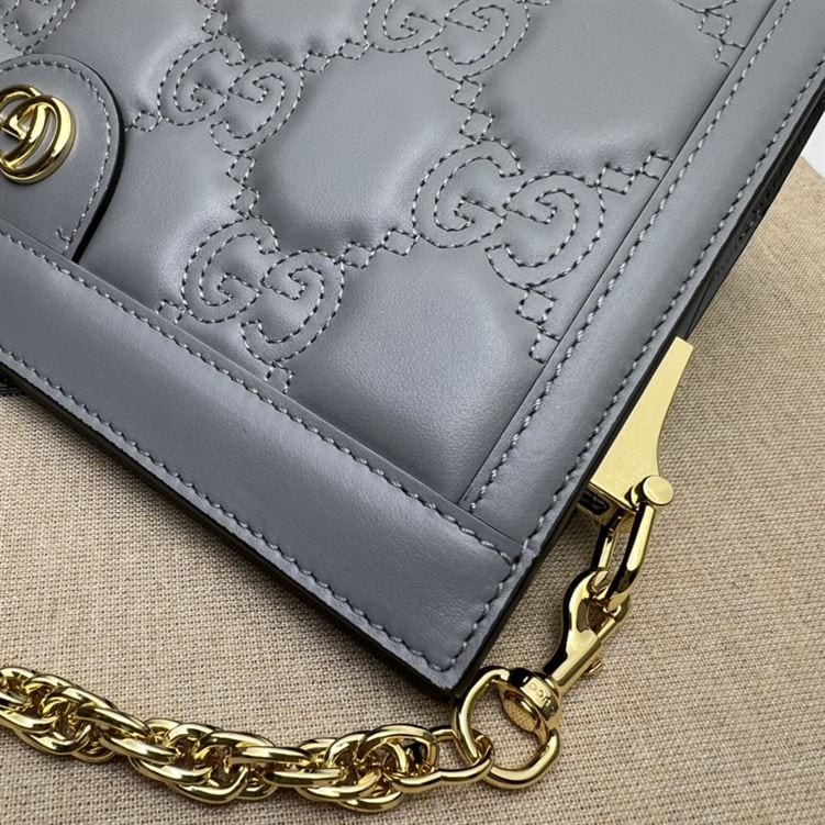GUCCI SMALL GG QUILTED LEATHER BAG IN PALE GRAY – GB28