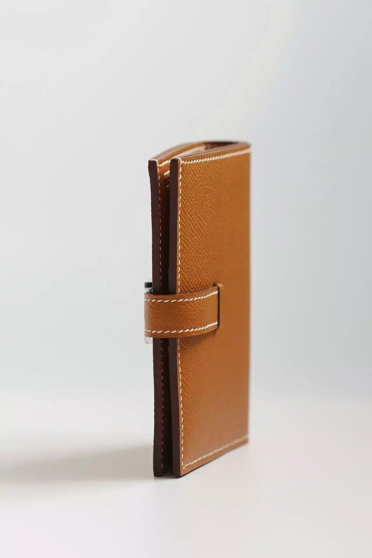 Hermes Bearn Compact Handmade Wallet in Gold Epsom Calfskin – HW152