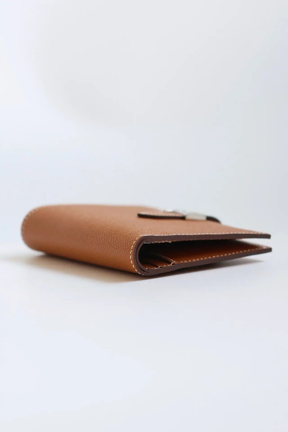 Hermes Bearn Compact Handmade Wallet in Gold Epsom Calfskin – HW152
