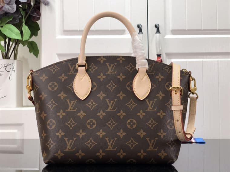 LOUIS VUITTON BOETIE PM MONOGRAM – LW135