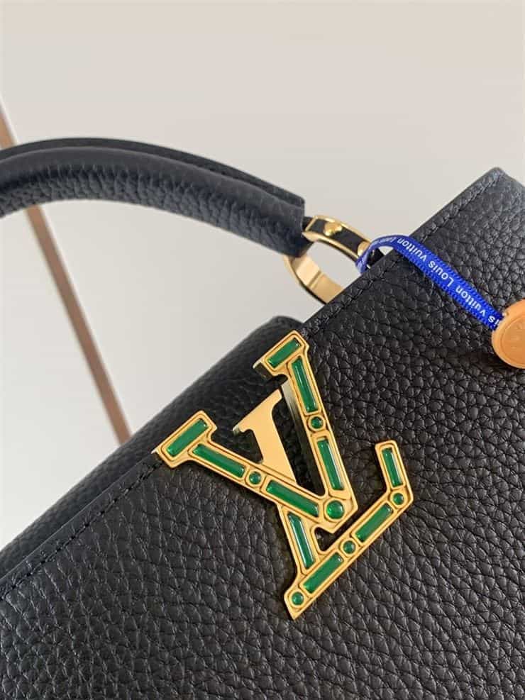LOUIS VUITTON CAPUCINES BB Black – LW042