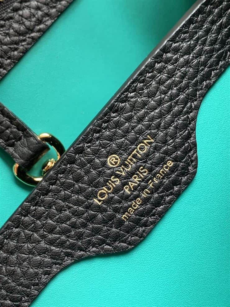 LOUIS VUITTON CAPUCINES BB Black – LW042
