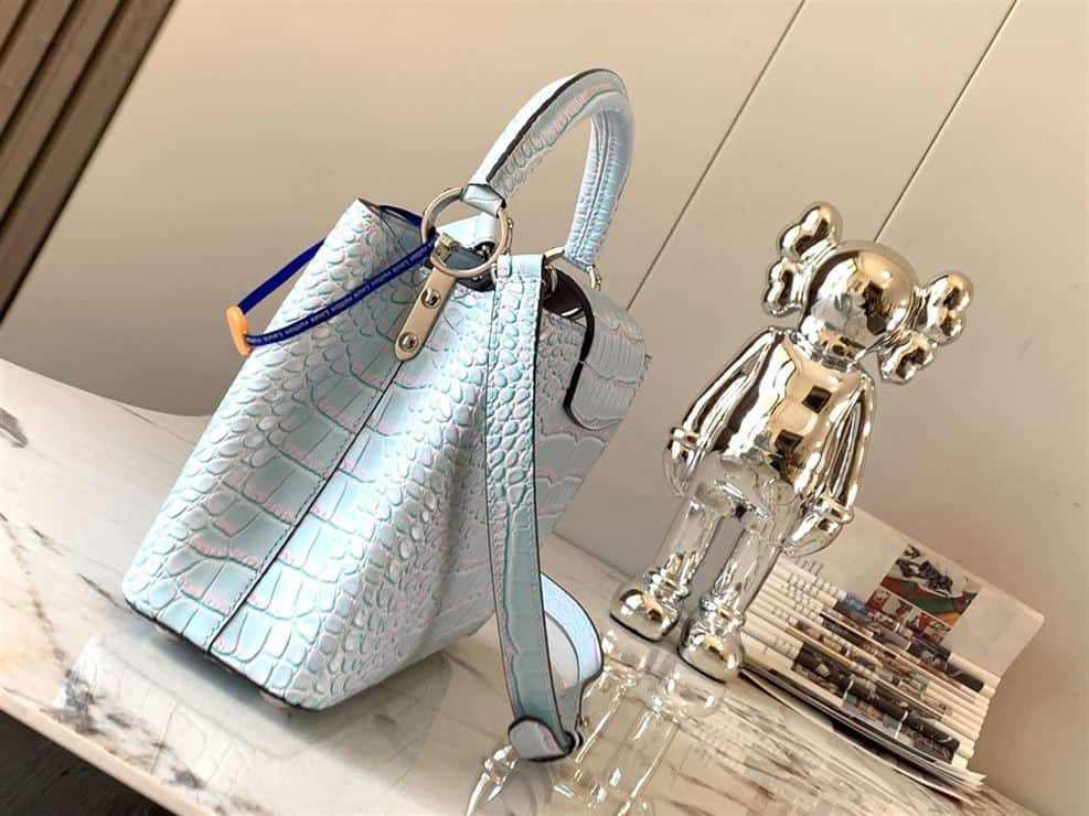 LOUIS VUITTON CAPUCINES BB Light Blue – LW052