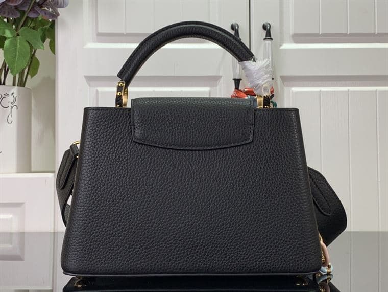 LOUIS VUITTON CAPUCINES BB BLACK – LW101