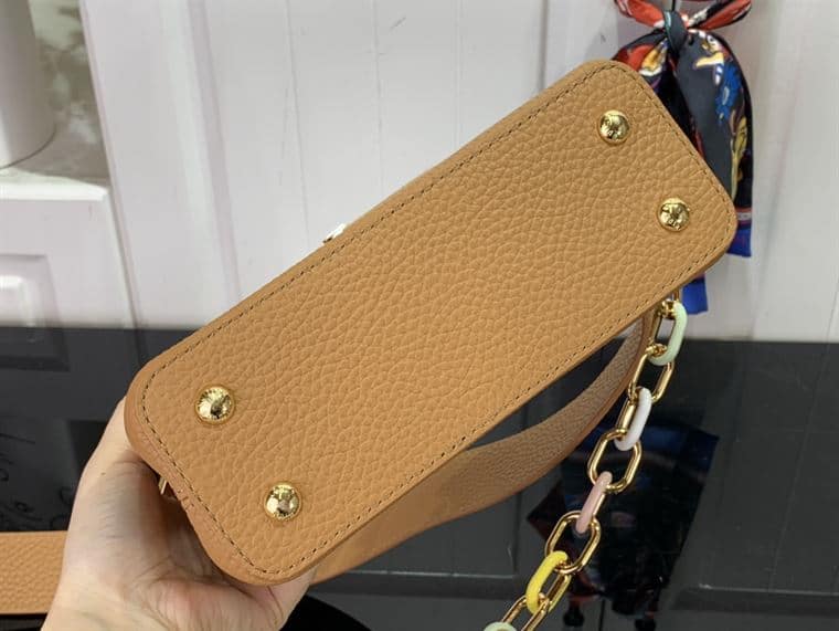 LOUIS VUITTON CAPUCINES MINI BROWN – LW105