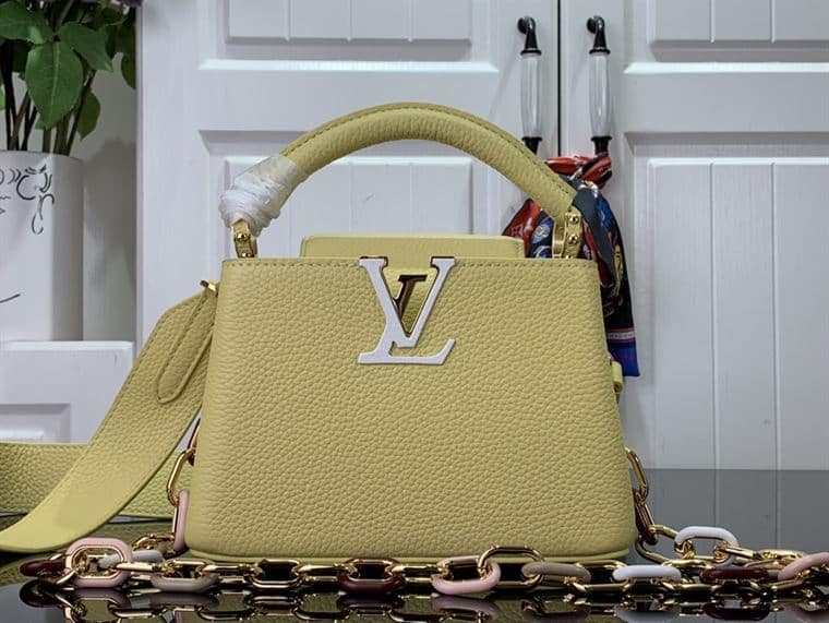 LOUIS VUITTON CAPUCINES MINI YELLOW – LW107