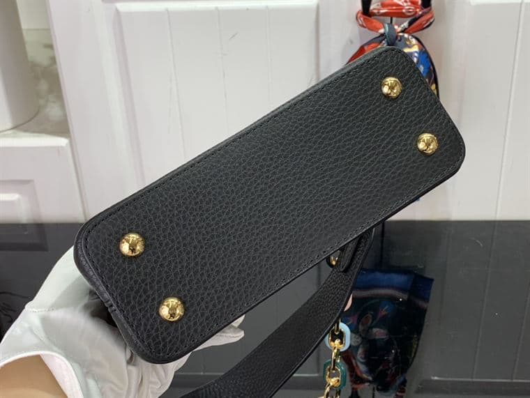 LOUIS VUITTON CAPUCINES MINI BLACK – LW108