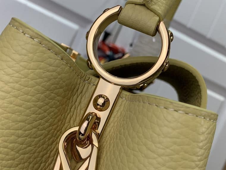 LOUIS VUITTON CAPUCINES MM Yellow – LW099