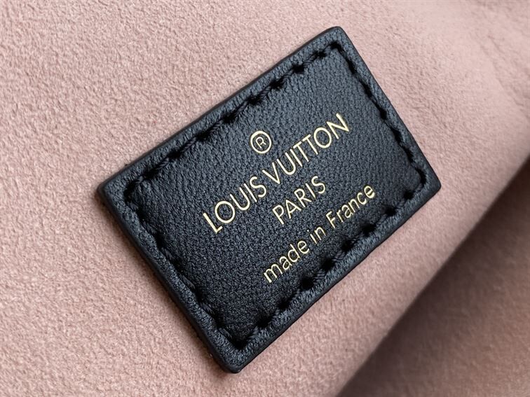 LOUIS VUITTON COUSSIN PM – LW002