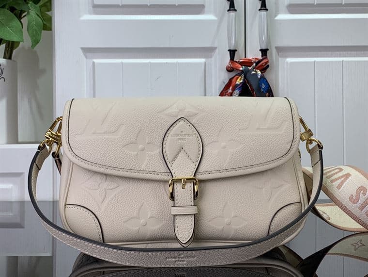 LOUIS VUITTON DIANE MONOGRAM EMPREINTE – LW113